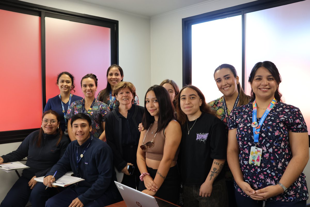 Hospital de Chillán tweet media