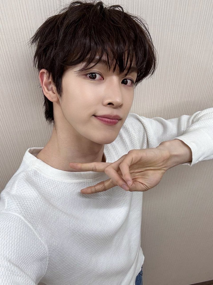 riize archive tweet media