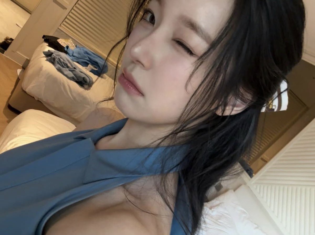 jiheon pics! tweet media