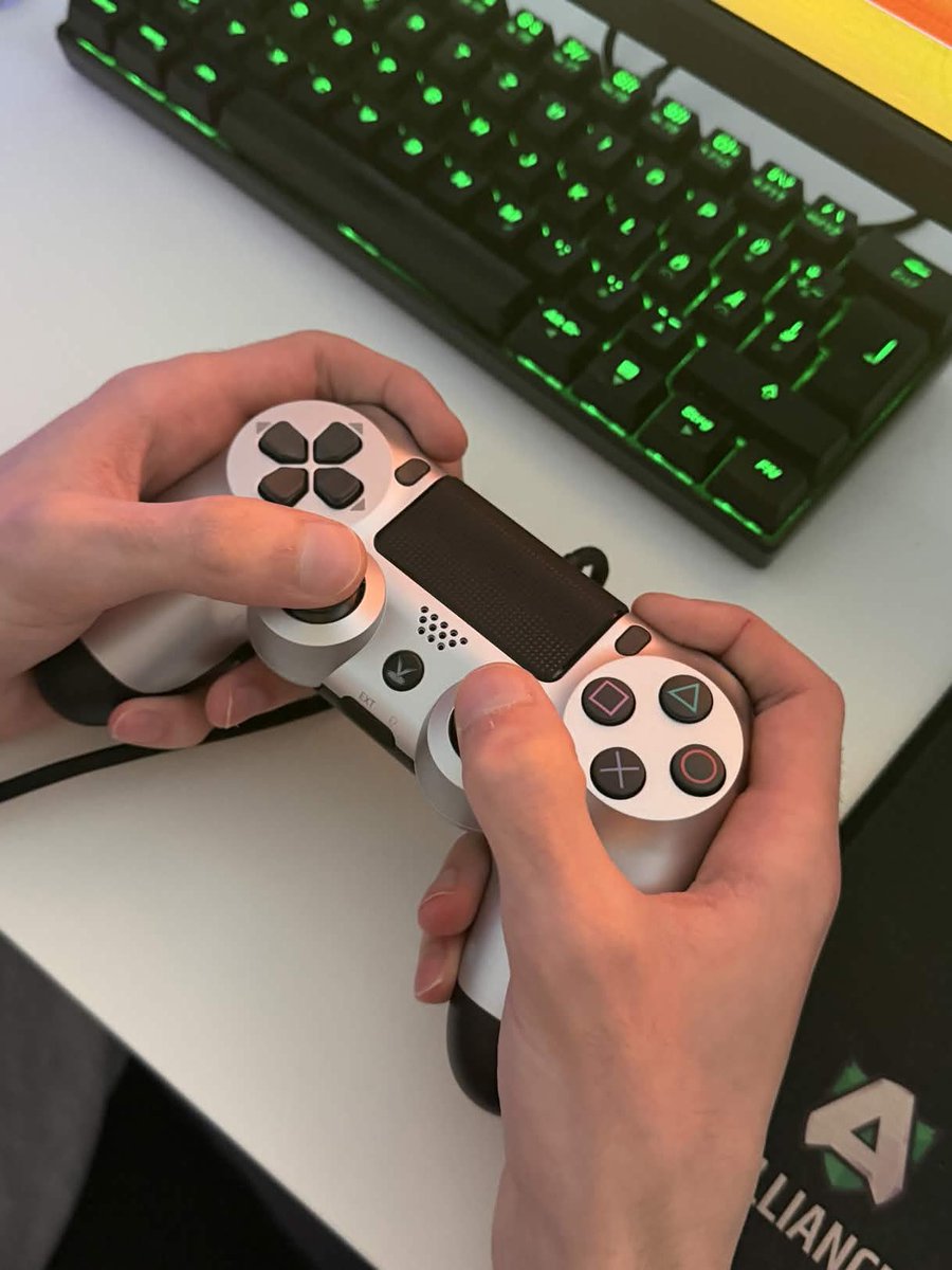 Alliance akku tweet media