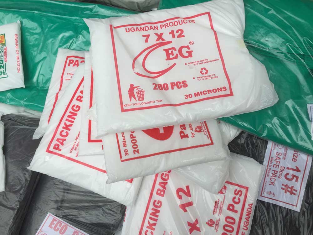 RedPepperUG's tweet photo. #PepperUpdatesUG
Effective next FY, Uganda is set to eliminate the use of polythene bags (buveera).
To effect this, High-level political discussions are ongoing + Amendments to the National Environment Act...
According to @nemaug ED @ABarirega 'they must go!'
#NSOER2026 https://t.co/YR3P9sLbY4