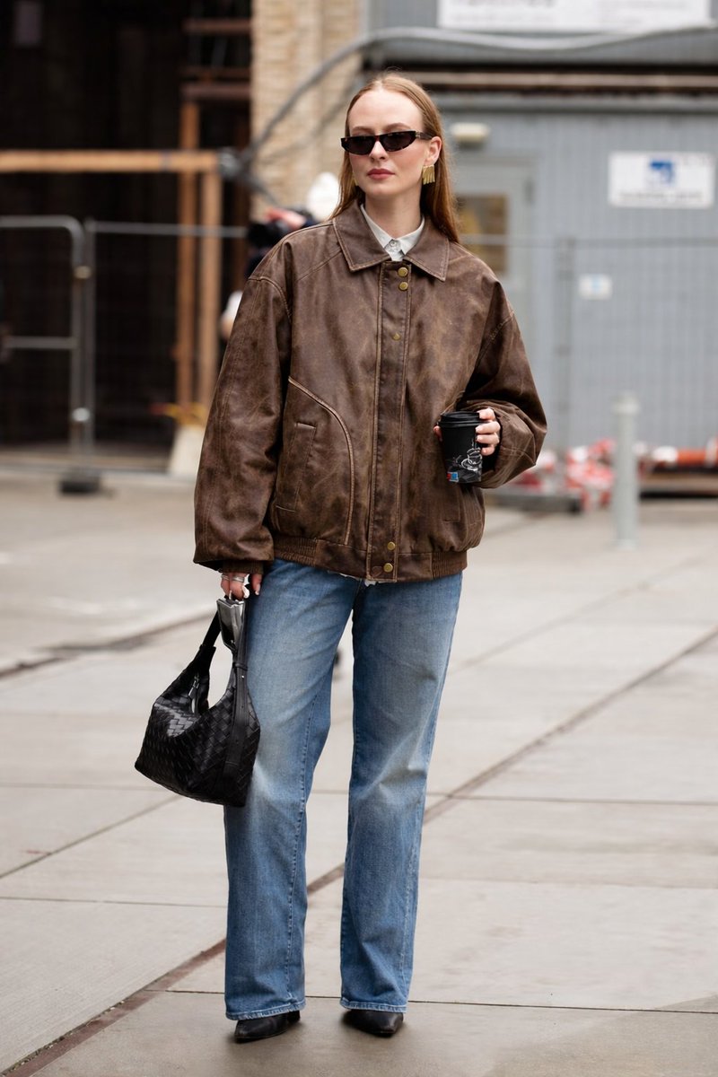 KhabeLaim's tweet image. Bomber Jackets are everywhere right now
medium.com/@khabelaim01/b…
Discover stylish bomber jacket outfit ideas with expert tips on how to wear this versatile staple. From casual looks to chic street style, get inspired now.
#outfitoftheday #leatherjacket #springjackets #trending