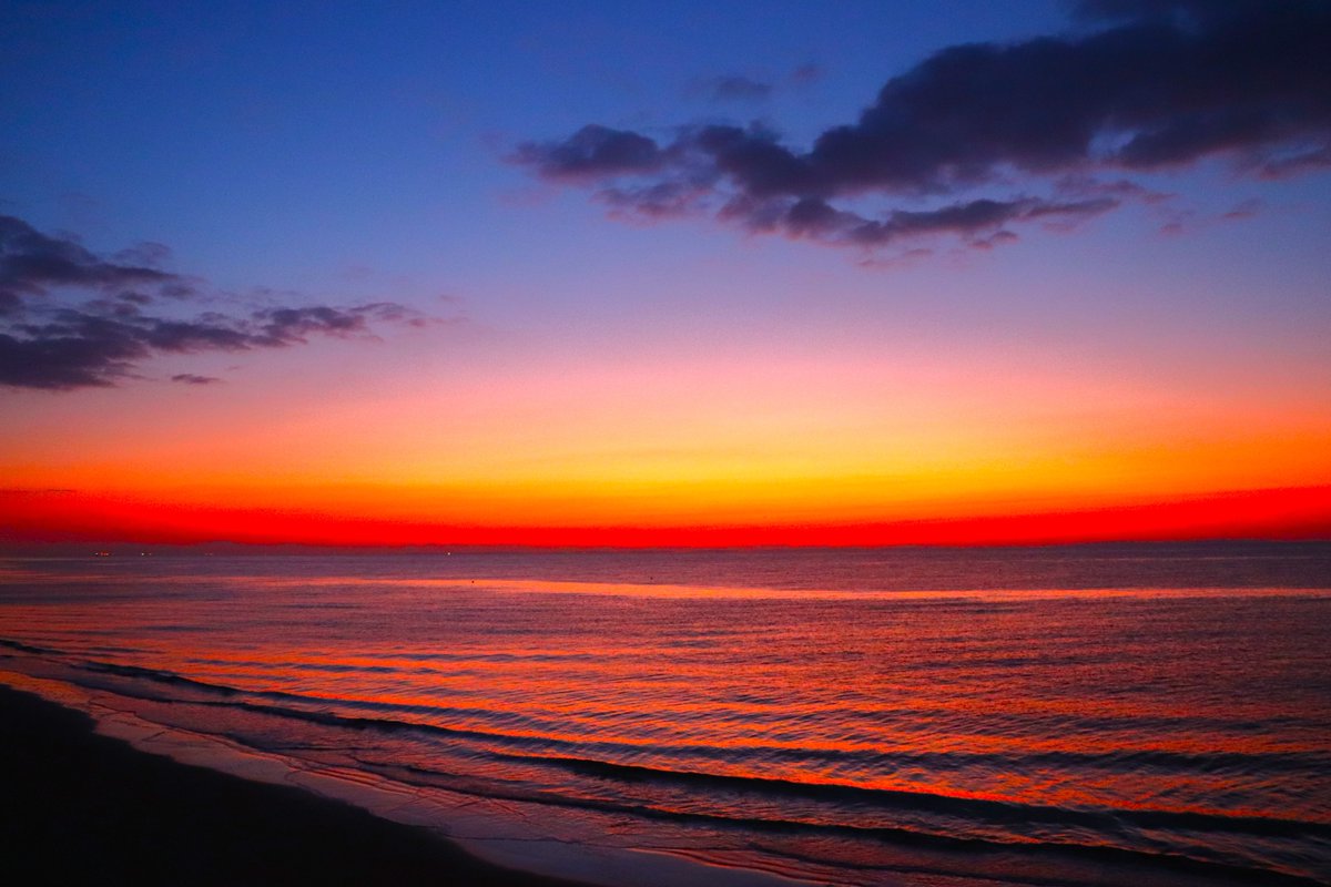 kumejirou202509's tweet image. 4月9日（木）　＃日の出
おはようございます
中東の戦争が停戦になって終戦に成って欲しいですね
世界が平和になりますように

皆様今日もよろしくお願い致します