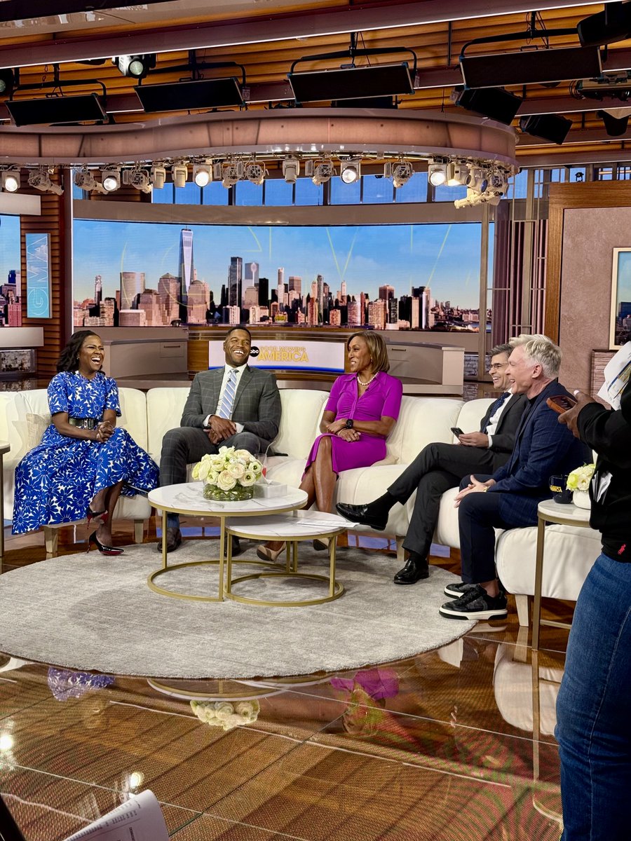 Deborah Roberts tweet media