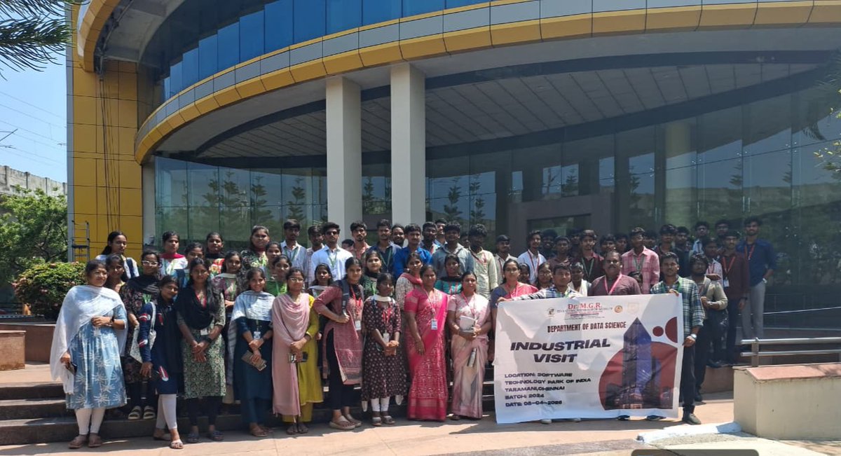 STPIChennai's tweet photo. STPI Chennai organized Industrial Visit for the students of Dr. MGR Educational &amp; Research Insti. 

The officials briefed on the Key highlights:

🔹 Insights into Industry 4.0 &amp; STPI CoEs
🔹 ISP N/Wing functionalities
🔹 Interaction with FinTech startups
🔹 Data Center operations https://t.co/siJJr0QgyY