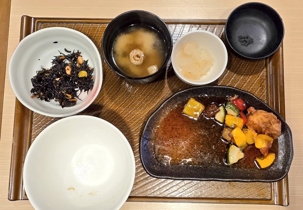 百波萌那美 tweet media