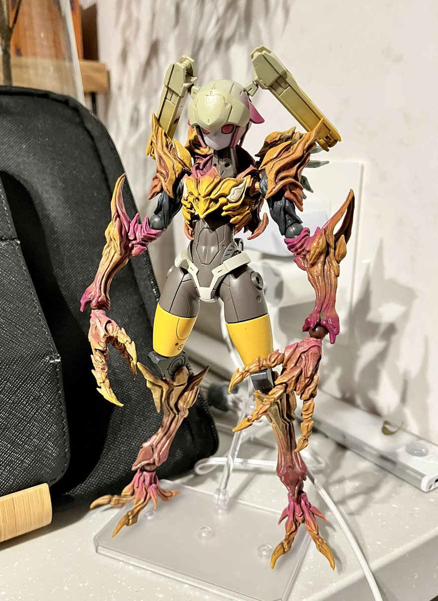 #異形娘製作中
一体できました(*ˊᗜˋ)
ちゃんと撮影するのは来月に。
これ優勝では？✨️←主催なのでそれは無い。
中々カッコイイアチェルビーよ