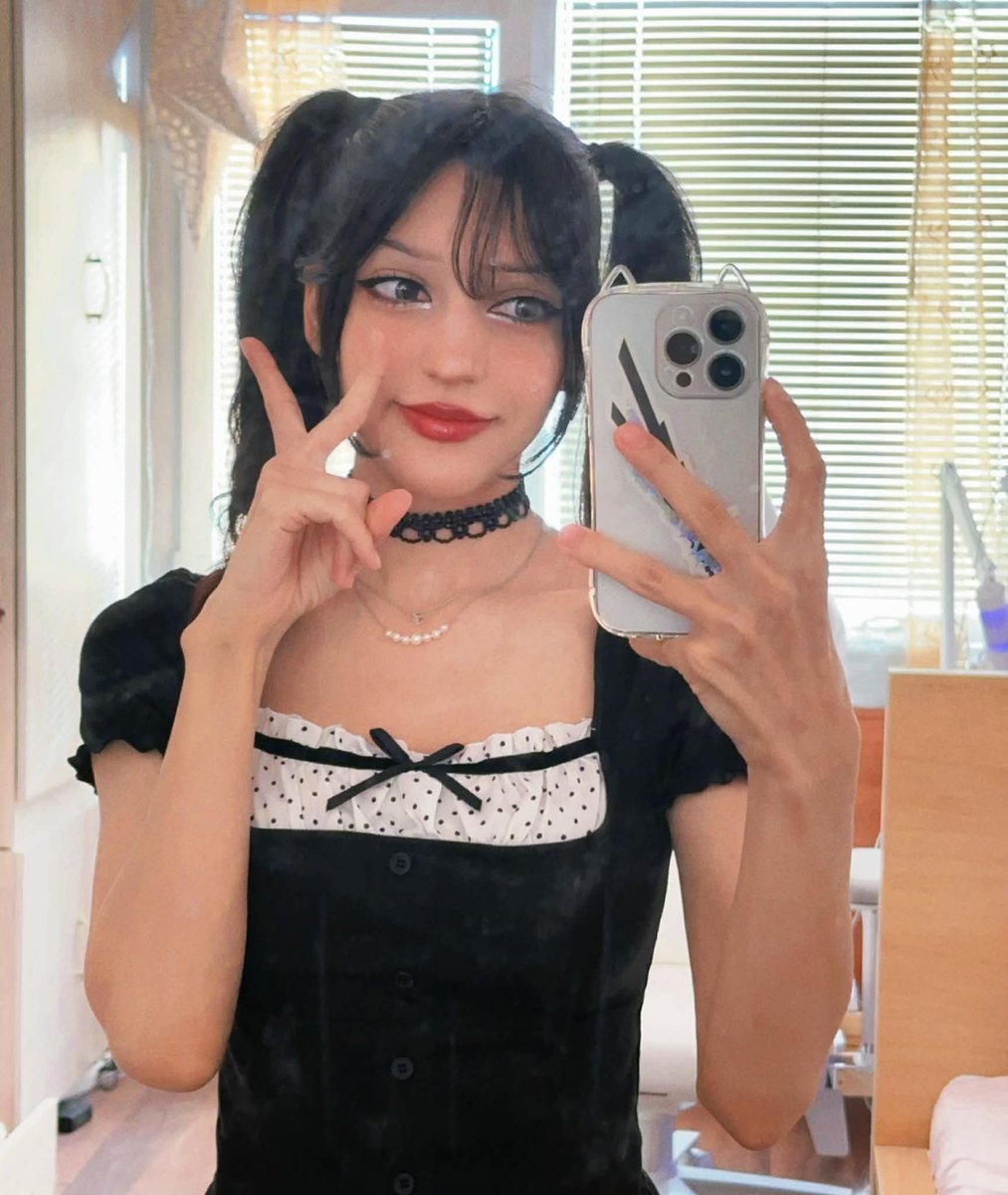 ara 🌙 tweet media