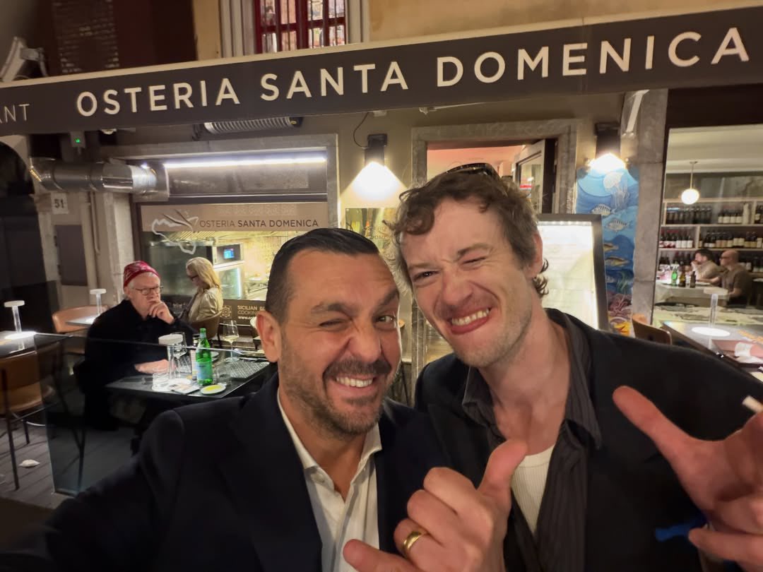 joequinnhq's tweet photo. 🔴 New photos of Joseph Quinn pictured at restaurant 'Osteria Santa Domenica' in Taormina, Italy yesterday. https://t.co/WDip4N0eek