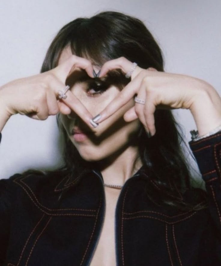 𝑹𝑨𝑪𝑯𝑬𝑳 𝑹𝑶𝑻𝑯 tweet media