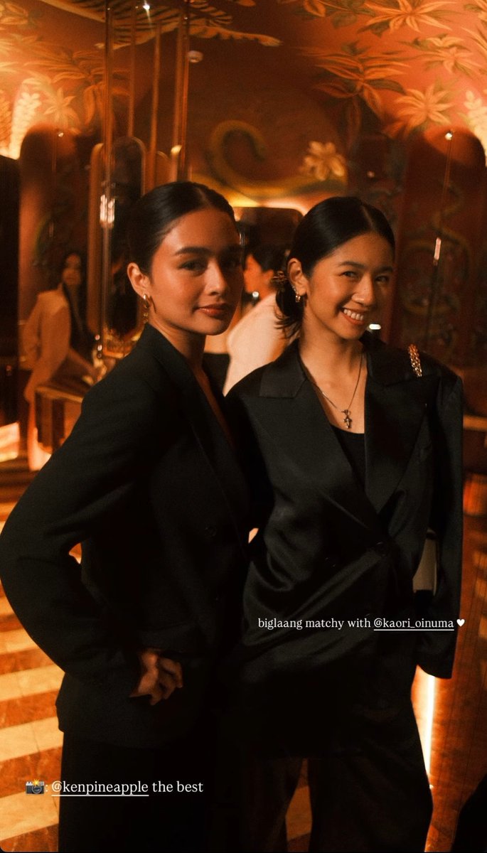 joytotheworld tweet media