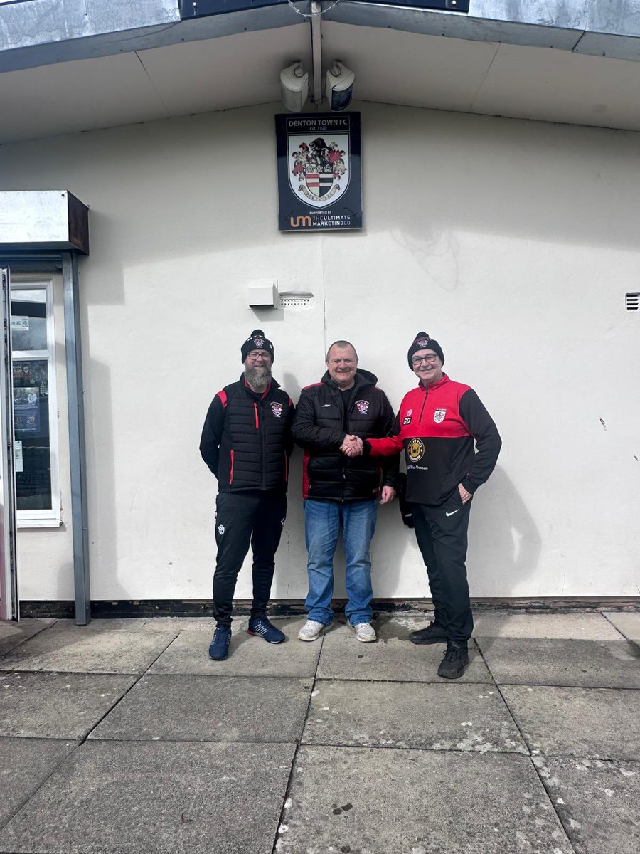 🚨Announcement🚨

Welcome to the club Kevin Newey has joined us as our new Club Development Manager 🤝 

Some of you may have already seen Kev around the club on match days. 
1/2