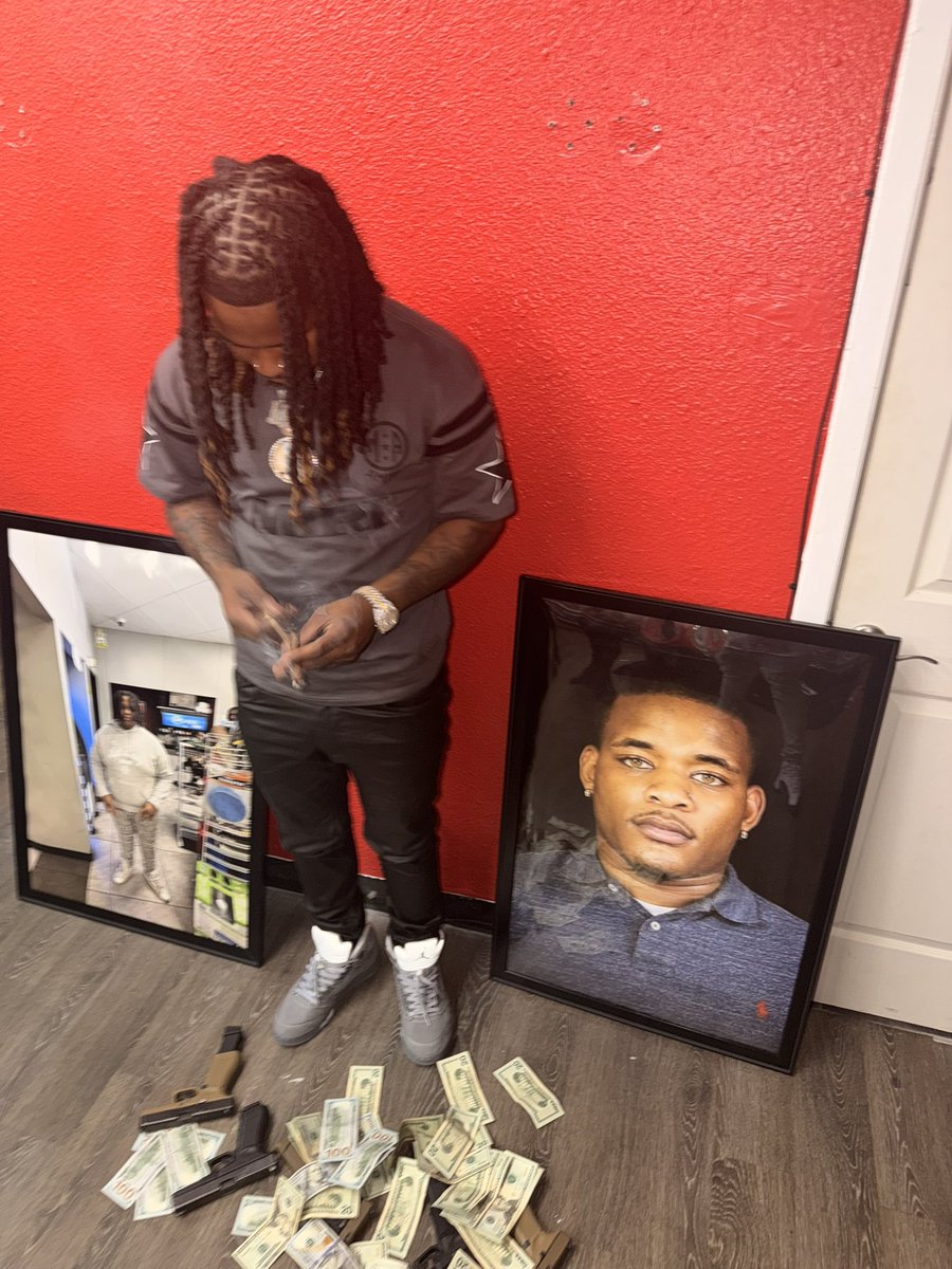 staydownking1's tweet image. Its my $ day wish me one ♾️💘 #22 #dallas #dtx #dfw #fortworth