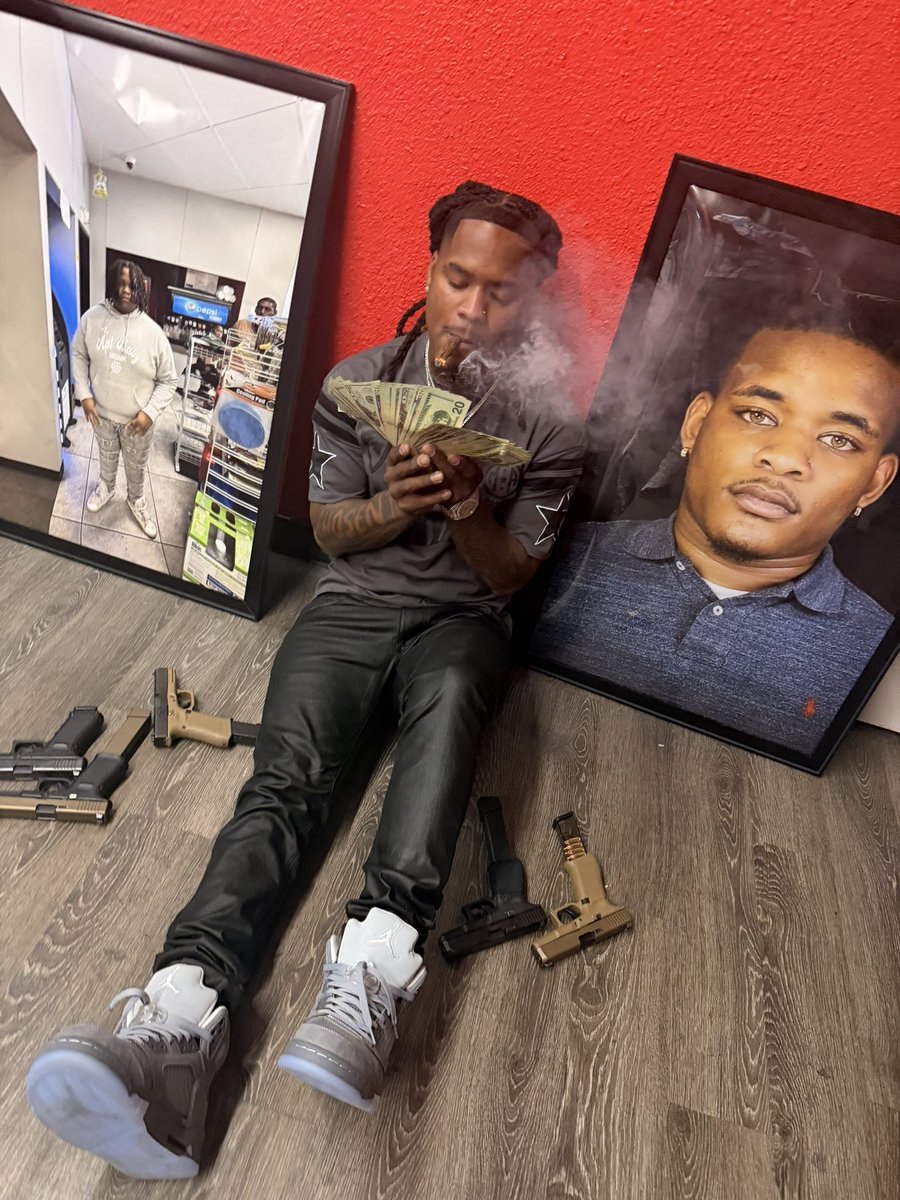 staydownking1's tweet image. Its my $ day wish me one ♾️💘 #22 #dallas #dtx #dfw #fortworth