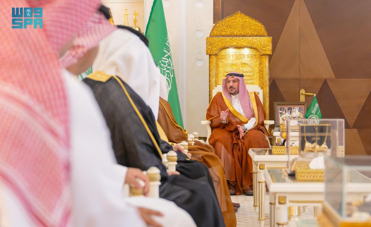 SPAregions's tweet photo. أمير منطقة القصيم يستقبل طلابًا حققوا الميدالية الفضية في معرض جنيف الدولي للاختراعات.
https://t.co/BXz6bU5W0J
#واس https://t.co/TWwEJLKxuL