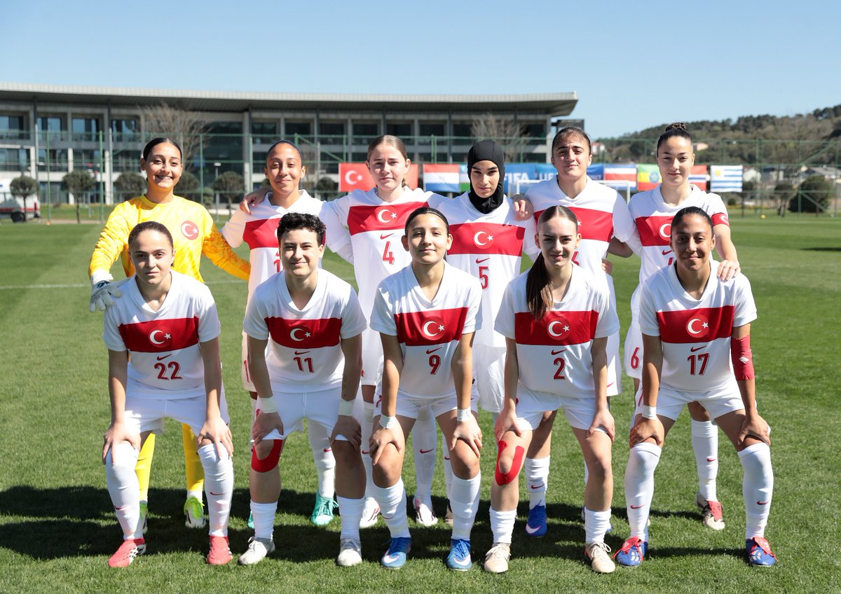 Türkiye #BizimÇocuklar 🇹🇷 tweet media