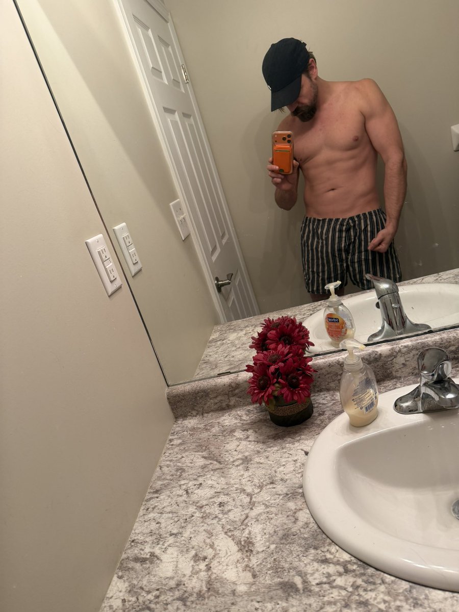 Tommy tweet media