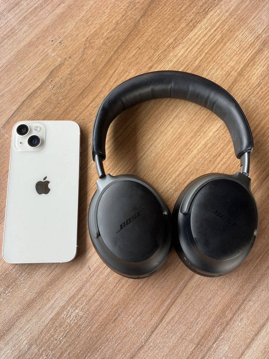 Val_Gadget's tweet image. Bose is sweet