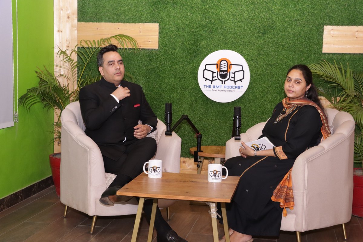 UpendrraRai's tweet image. IIMT कॉलेज में आयोजित कार्यक्रम के बाद एक पॉडकास्ट का आयोजन किया गया। इस बातचीत में योजनाओं के विकास और युवाओं की प्रगति पर विस्तार से चर्चा हुई। 
#FilmFestival #IndianCinema #BharatKiBaat #IndiaSpeaks #CultureOfIndia #IncredibleIndia #MinistryOfCulture #IndianYouth #IMT