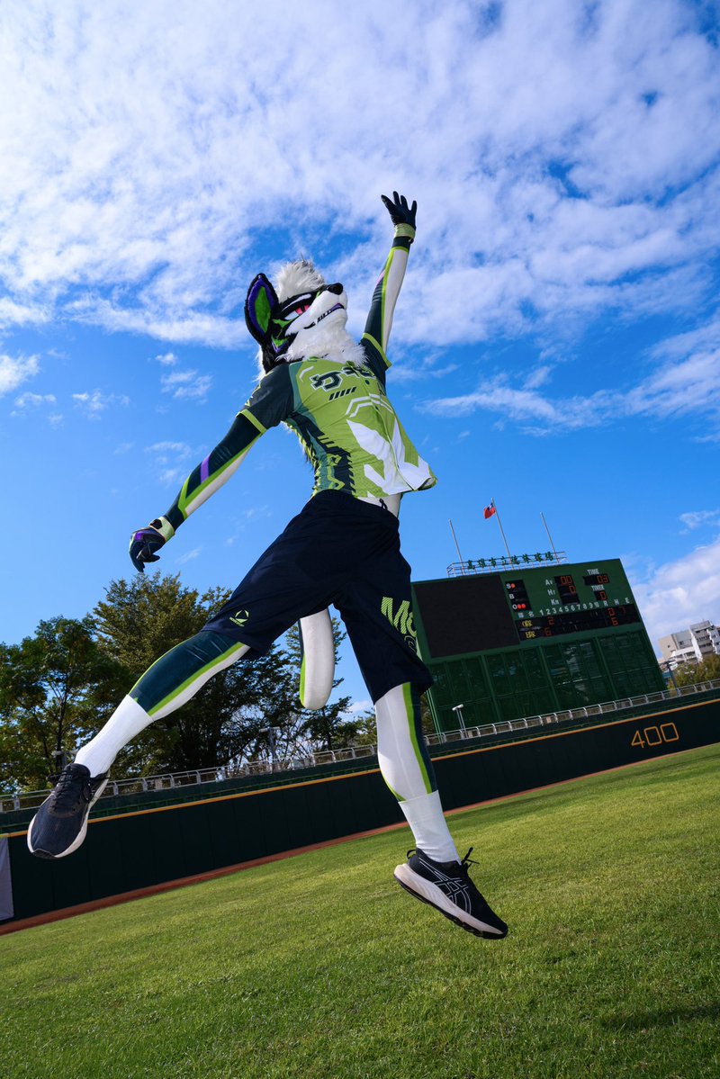 AXL／スピン tweet media