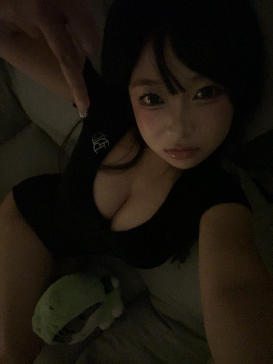 Vy nứg tweet media