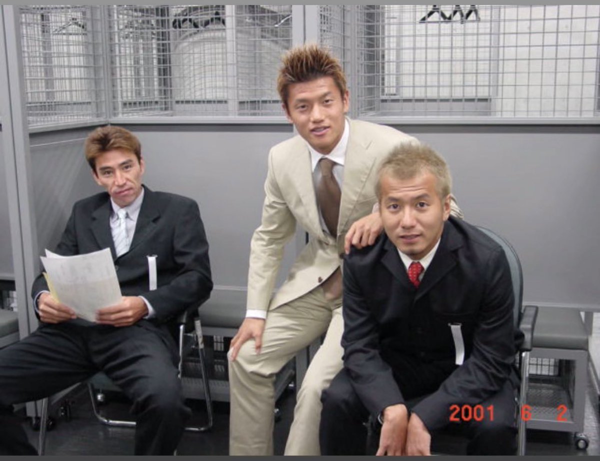 むこら tweet media