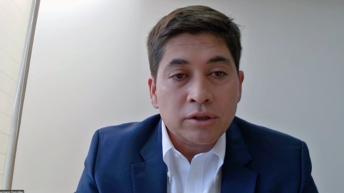 CLAPES UC tweet media