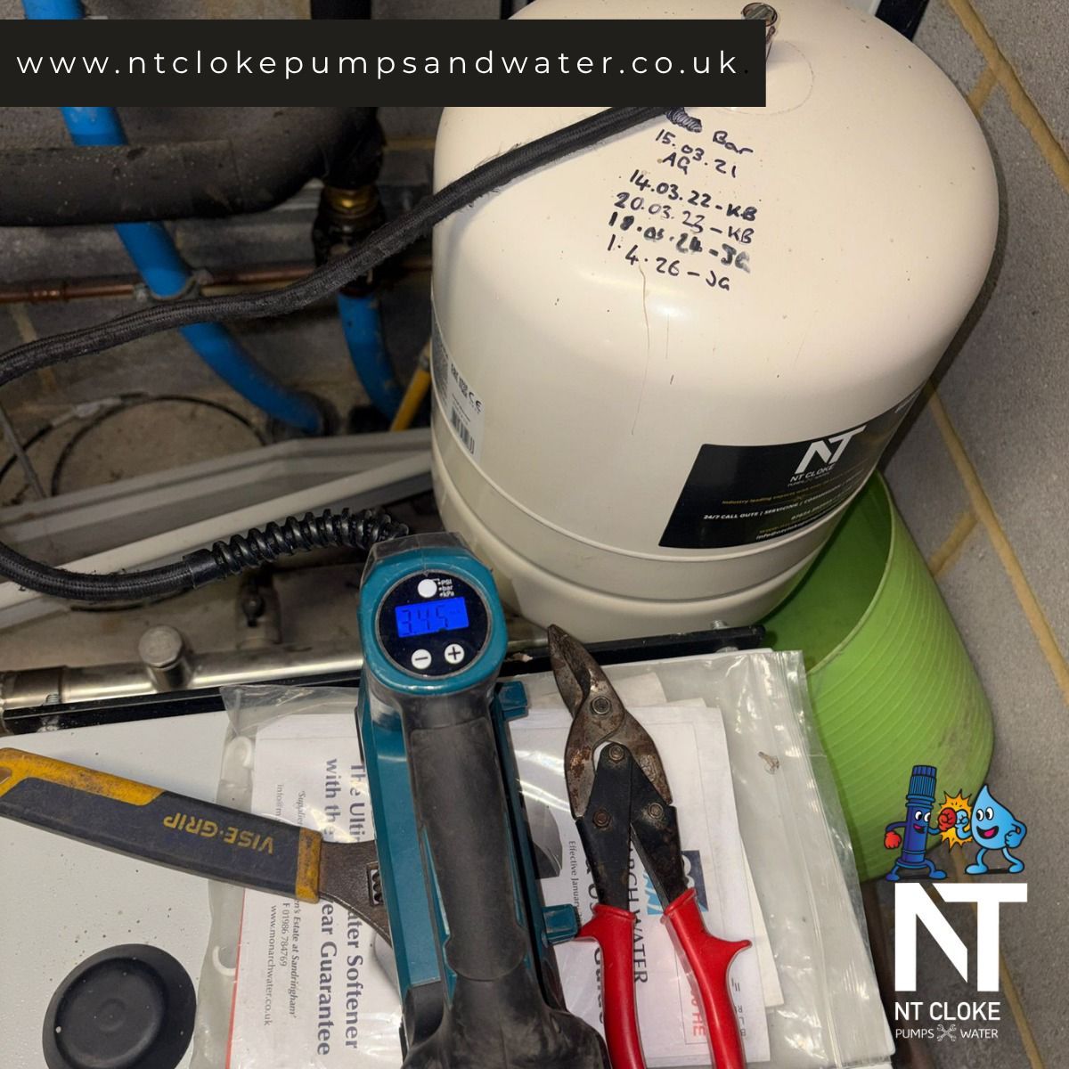 ntcloke's tweet photo. 💧 Tank Clean + Booster Service – 2000L Tank

Full clean &amp; chlorination completed alongside a booster set service at a residential property.

✔ Tank cleaned &amp; disinfected
✔ Water quality checked
✔ Booster inspected &amp; serviced
✔ System back to safe working condition https://t.co/E04J5jyXiO