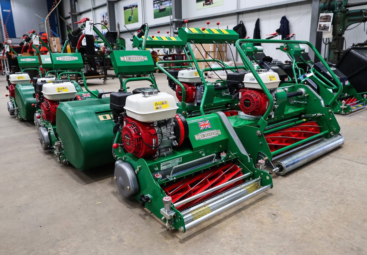 DennisMowers's tweet image. We're back after the Easter break! A busy start to the week yesterday #dennismowers #madeinbritain (part 1)