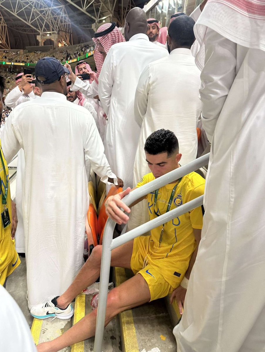 الرائد وبس ♥️🖤🤫 tweet media