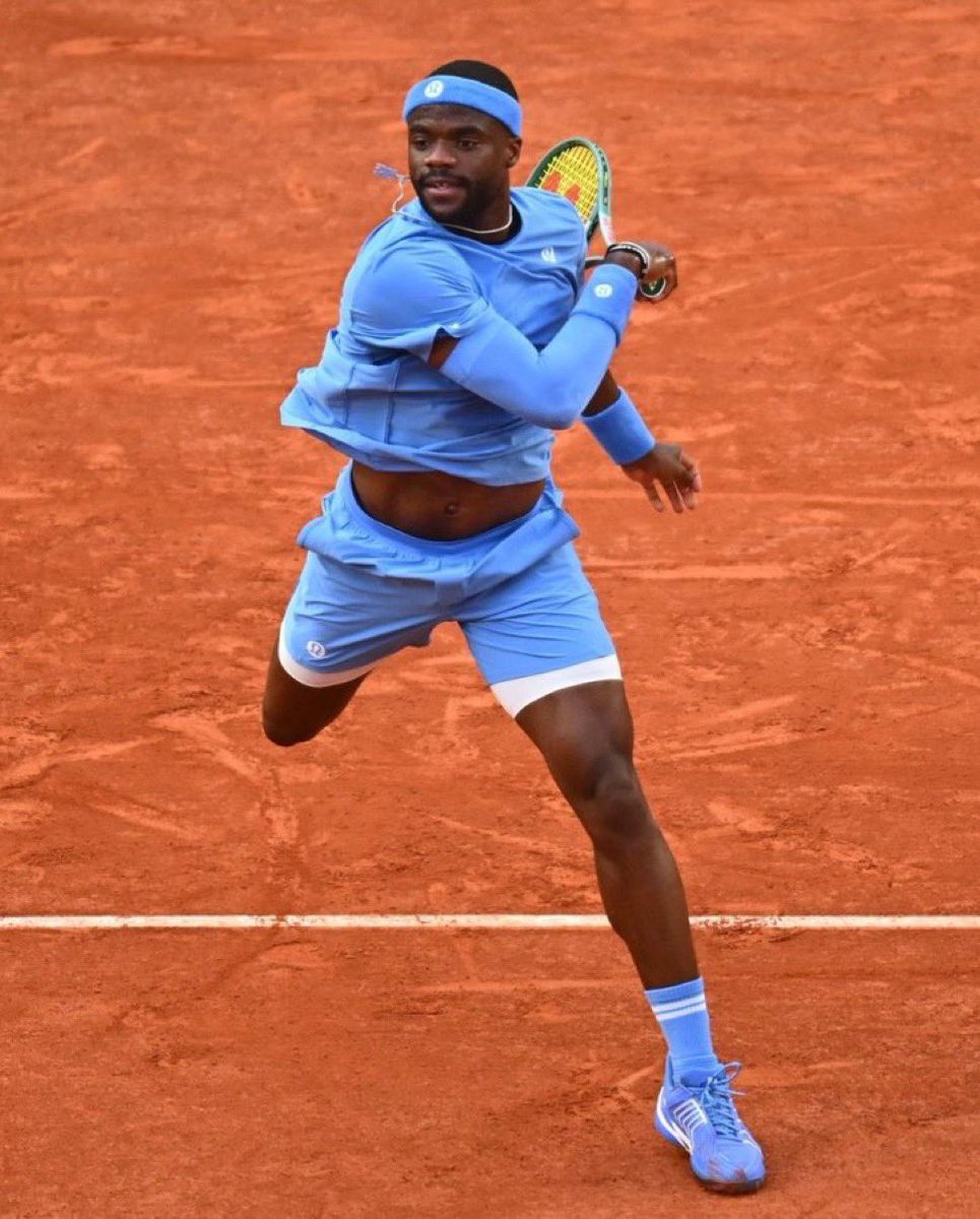 Wags 🐳 tweet media