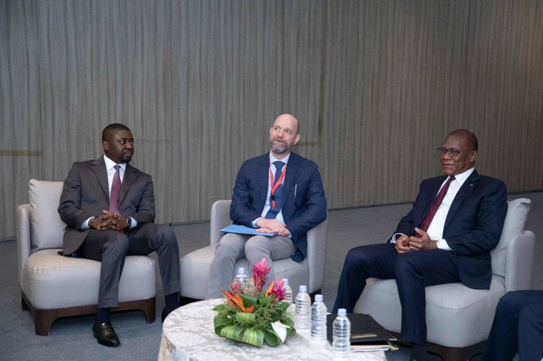 ccpsci_ue's tweet photo. À Abidjan, la session du Comité SKBoWa a réuni les pays de l’UEMOA et leurs partenaires autour d’un objectif commun : faire des zones frontalières des espaces de paix, de stabilité et d’opportunités durables grâce à des actions concrètes dès 2026.
#CooperationRegionale #SKBoWa https://t.co/A794KP2nqg