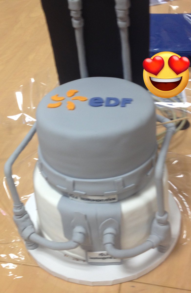 NukeFessenheim's tweet photo. Joyeux anniversaire @EDFofficiel 
🎂🎂🎂🎂🎂🎂🎂🎂🎂🎂🎂🎂🎂

Pour l’anecdote, ce fut l’anniversaire d’un collègue en 2017. Son gâteau, un capteur de pression…
Superbe moment de convivialité à Fessenheim https://t.co/38KdaQVKfH