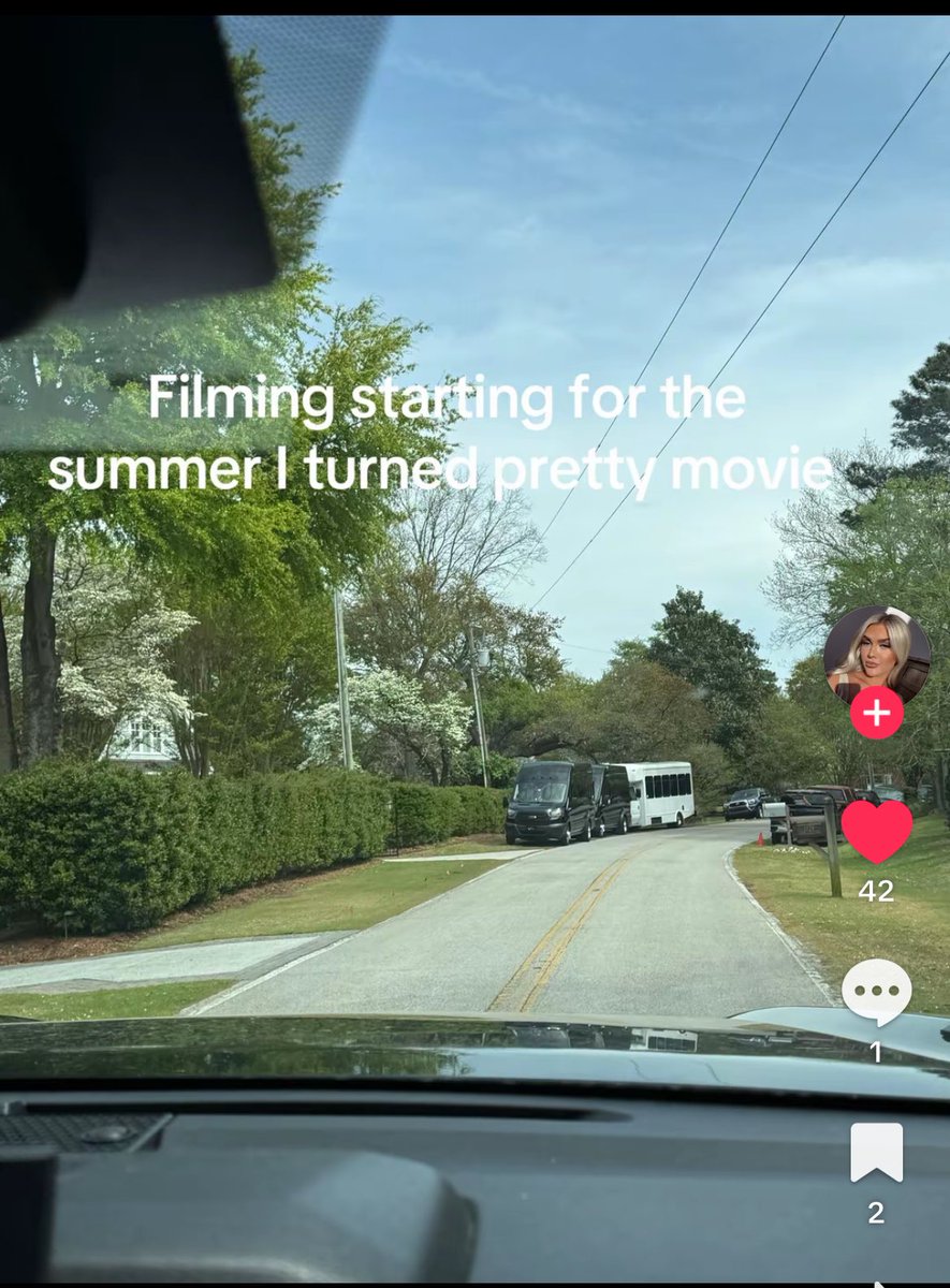 Caroline 🐾💋 tweet media