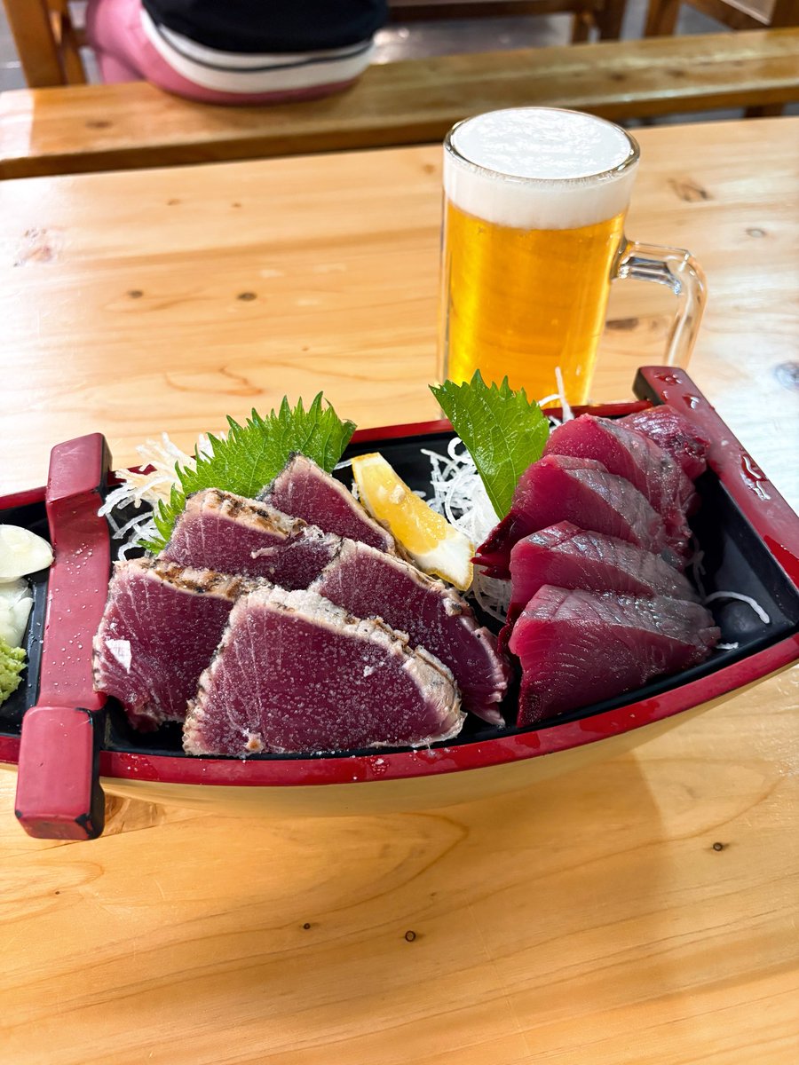 Eric_horse48's tweet photo. 今日は人生で1番美味しい鰹を食べた記念日 https://t.co/p5i8zl6bY3