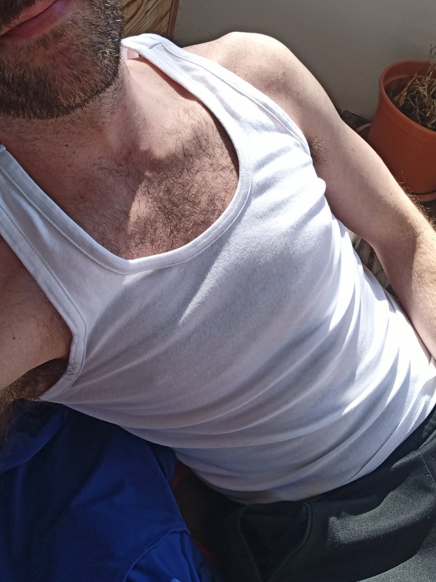 ander the table tweet media