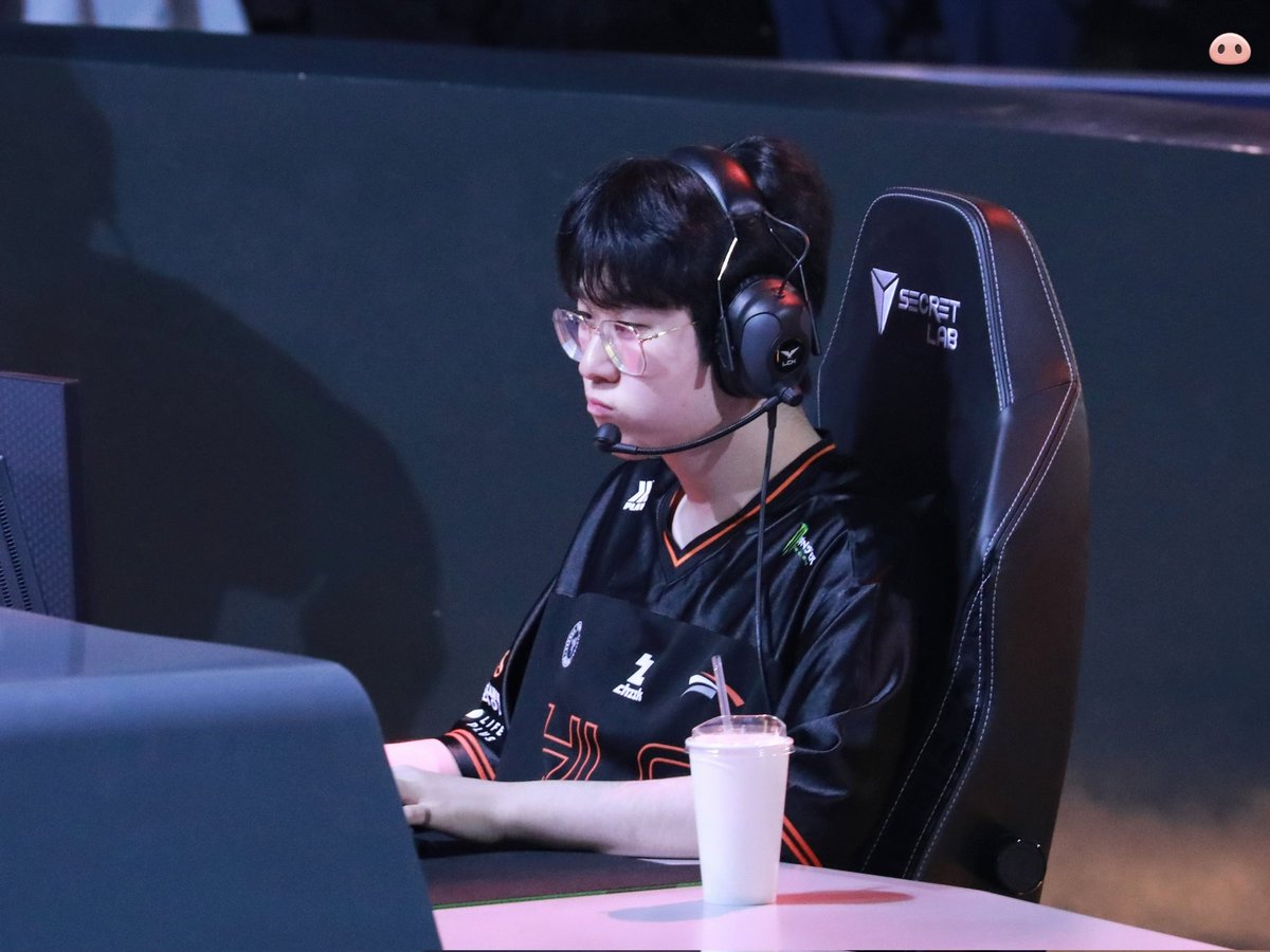 | kissung | tweet media