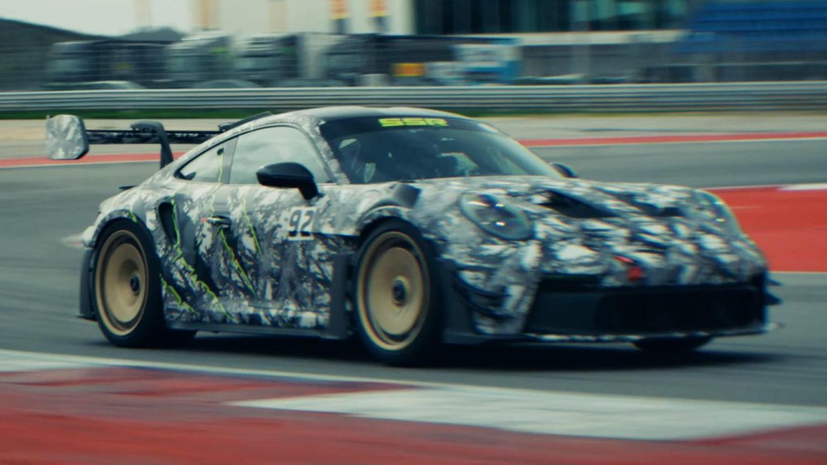 Carscoop's tweet image. A GT3 RS With Twin Turbos And 800 HP Is Coming For Porsche’s Own GT2 RS #car #auto #cars carscoops.com/2026/04/ssr-pe…