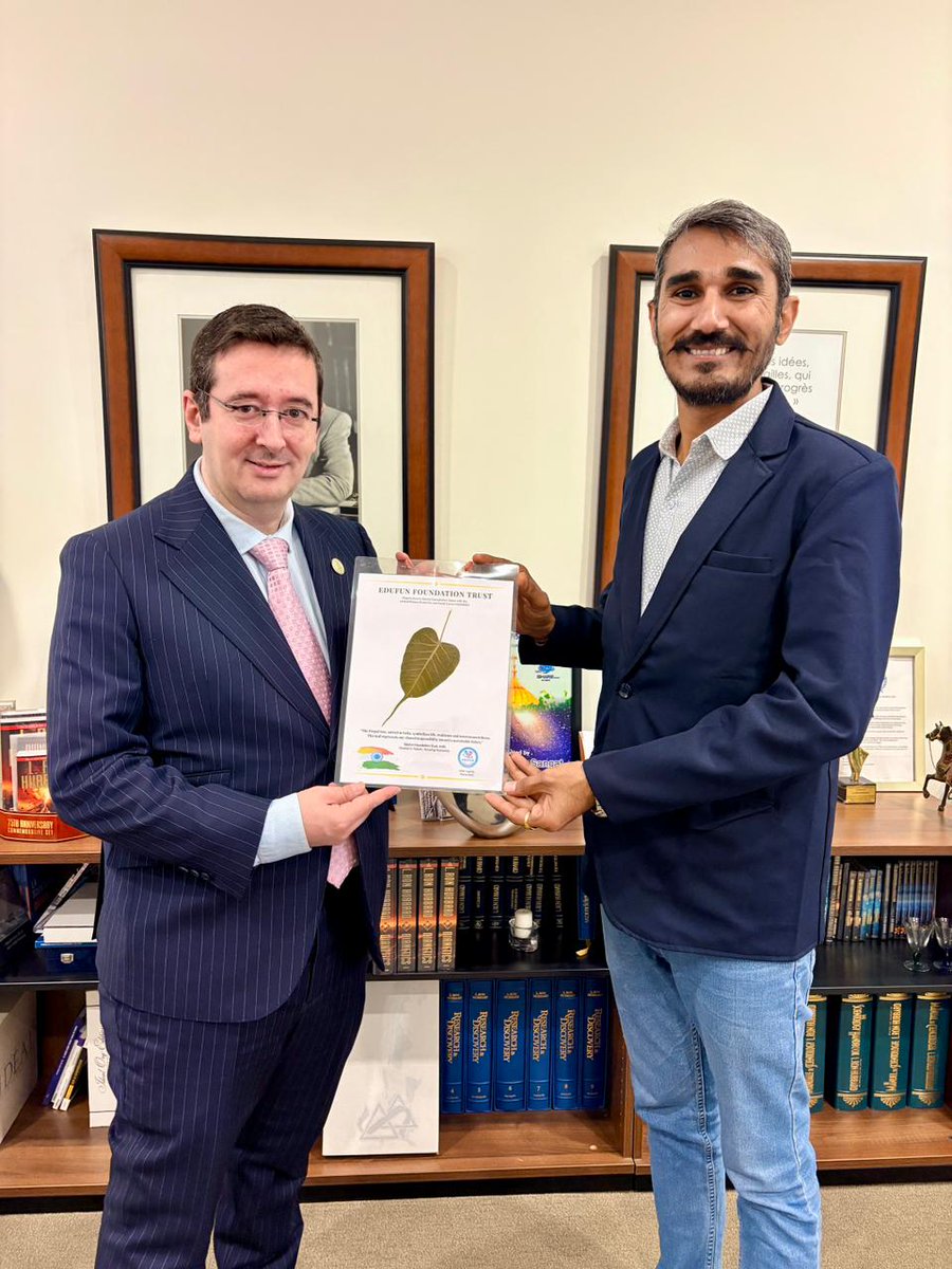 EdufunIndia's tweet photo. Fruitful discussion with Iván Arjona-Pelado on grassroots education initiatives by Edufun Foundation Trust. Exploring collaboration with Volunteer Ministers for education, well-being &amp; a drug-free world. 🌍🤝
#GlobalCollaboration #SocialImpact #UN #EducationForAll #DrugFreeWorld https://t.co/B7MiqxFjOP