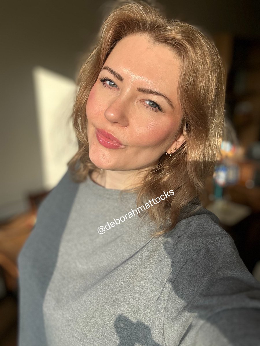 Feeling much better now. Can actually talk. 
Also enjoying the sunshine today ☀️