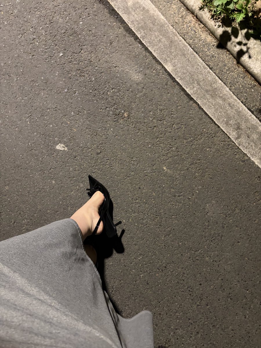 转身跳进西湖 tweet media