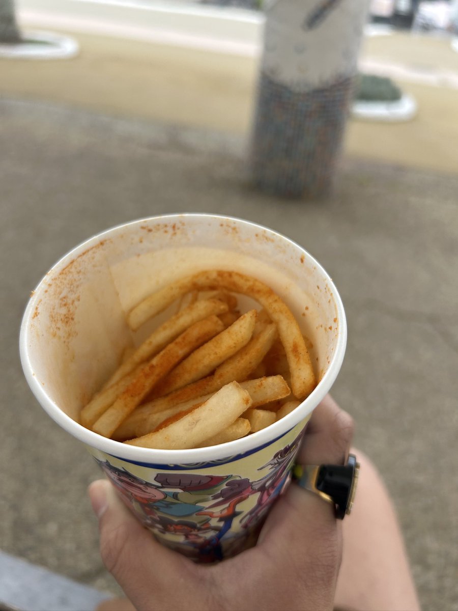 フルフル🎶夢フル（パークで一番ふざけてるフード）
バター醤油も次は食べてみます🍟
これはチコチコのポテトにかけて食べたいな　粉、単品で売って欲しい