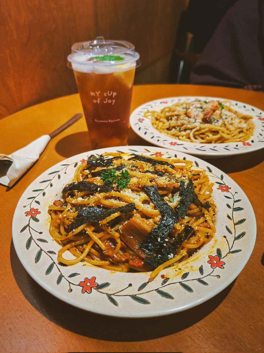 apuy 🐣 tweet media