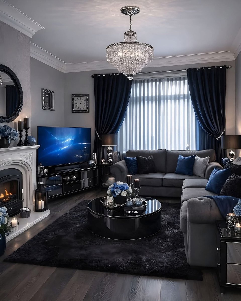 المتنبي. tweet media