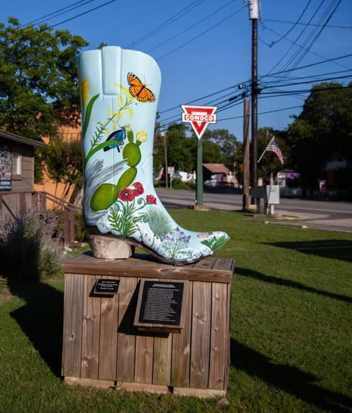 FactsAboutTexas's tweet image. Wimberley, Texas