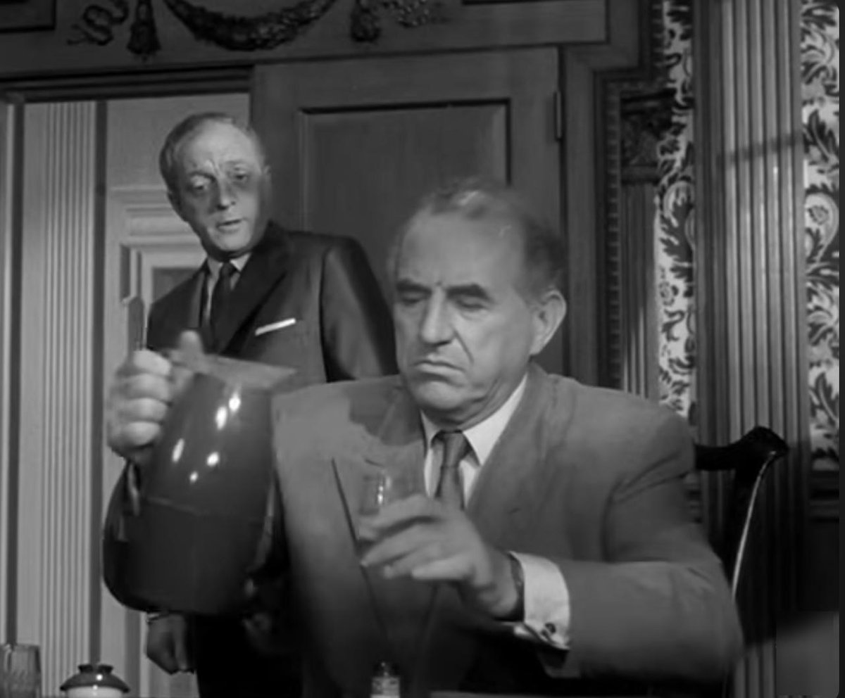 JakeFindi's tweet photo. Should you fire a team player with a bad temperament?

I’m a bit old school and love watching old movies. If you’ve ever seen the corporate-culture classic Patterns (1956), you know the kind of boardroom shenanigans I’m talking about.

Have you had a similar experience? https://t.co/u6mouywuUj