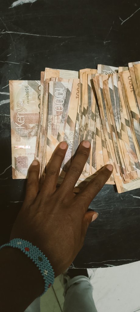 G_mahn tweet media