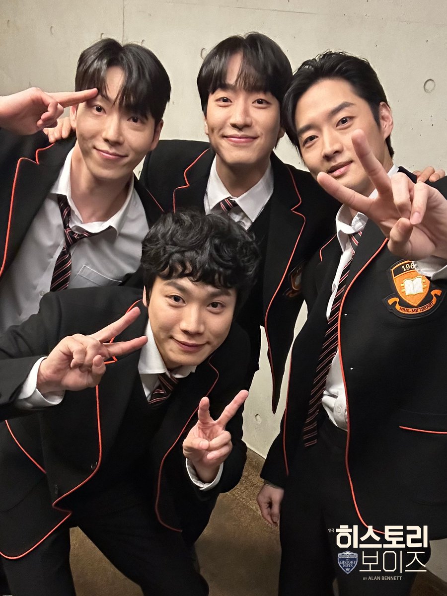 연극 히스토리보이즈 tweet media