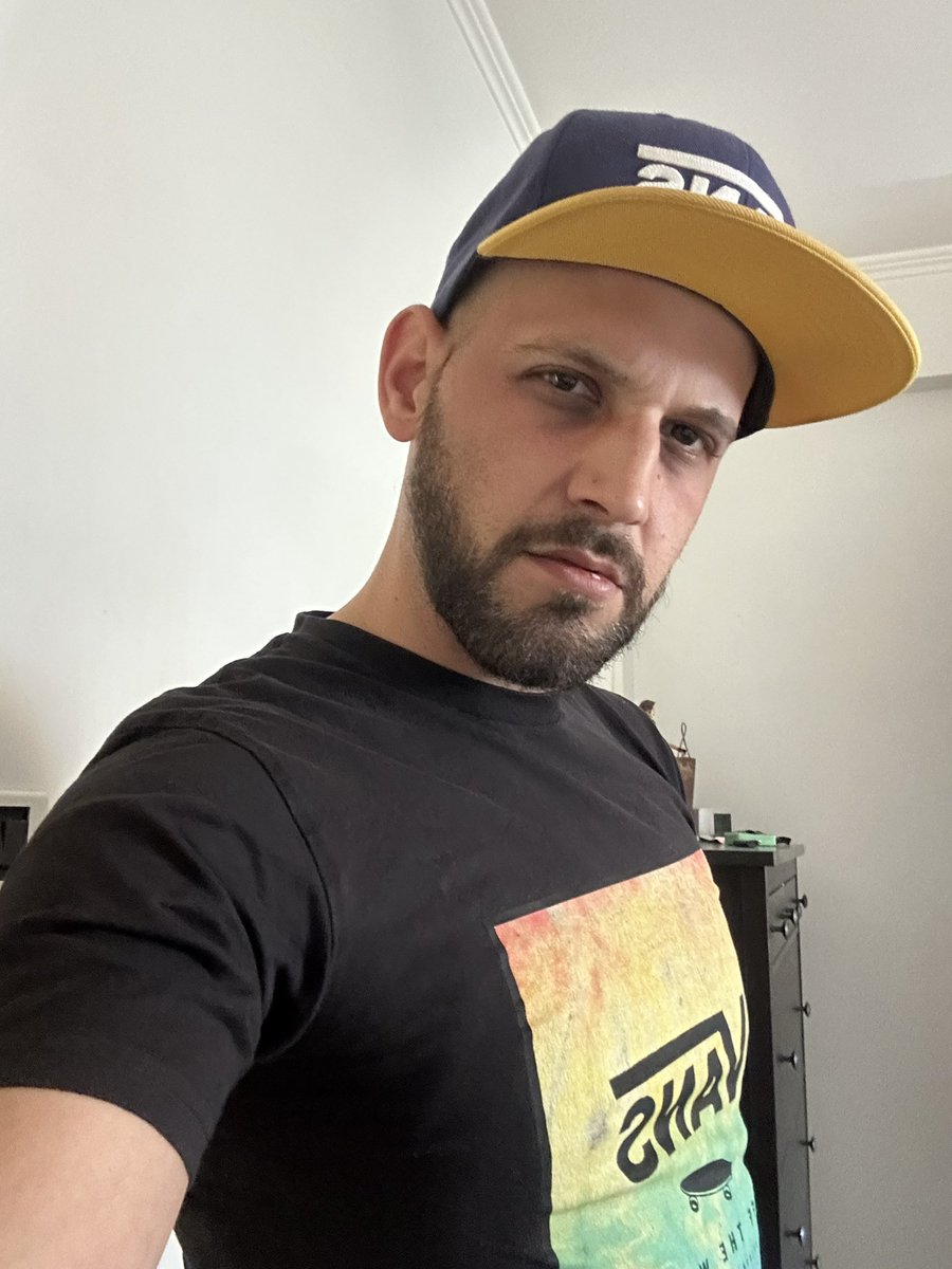 Ma questa ondata di caldo? Sono già rosso in faccia (con protezione 50), stanco e sudato. Ma che devo tirar fuori i pantaloncini?