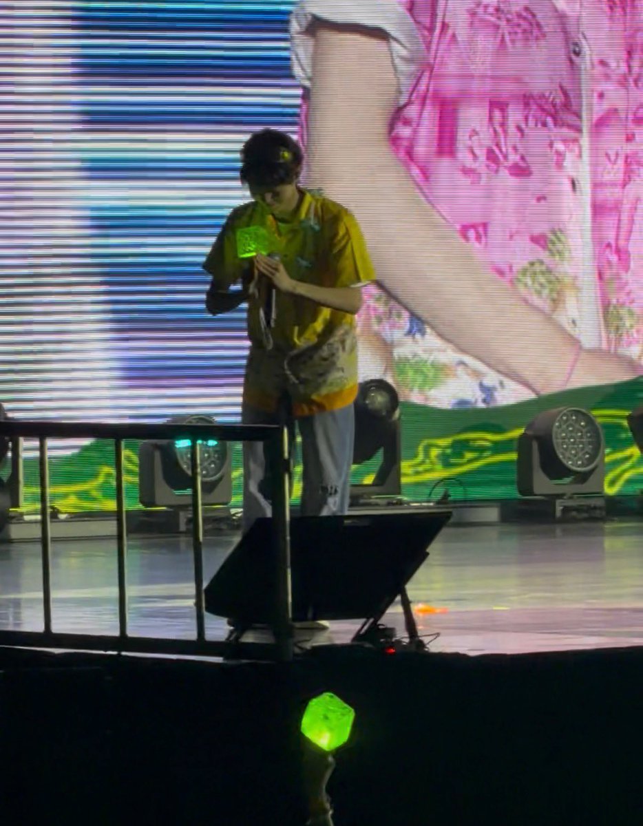 warmlunarlight#sevEN tweet media